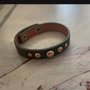 Army green snap bracelet